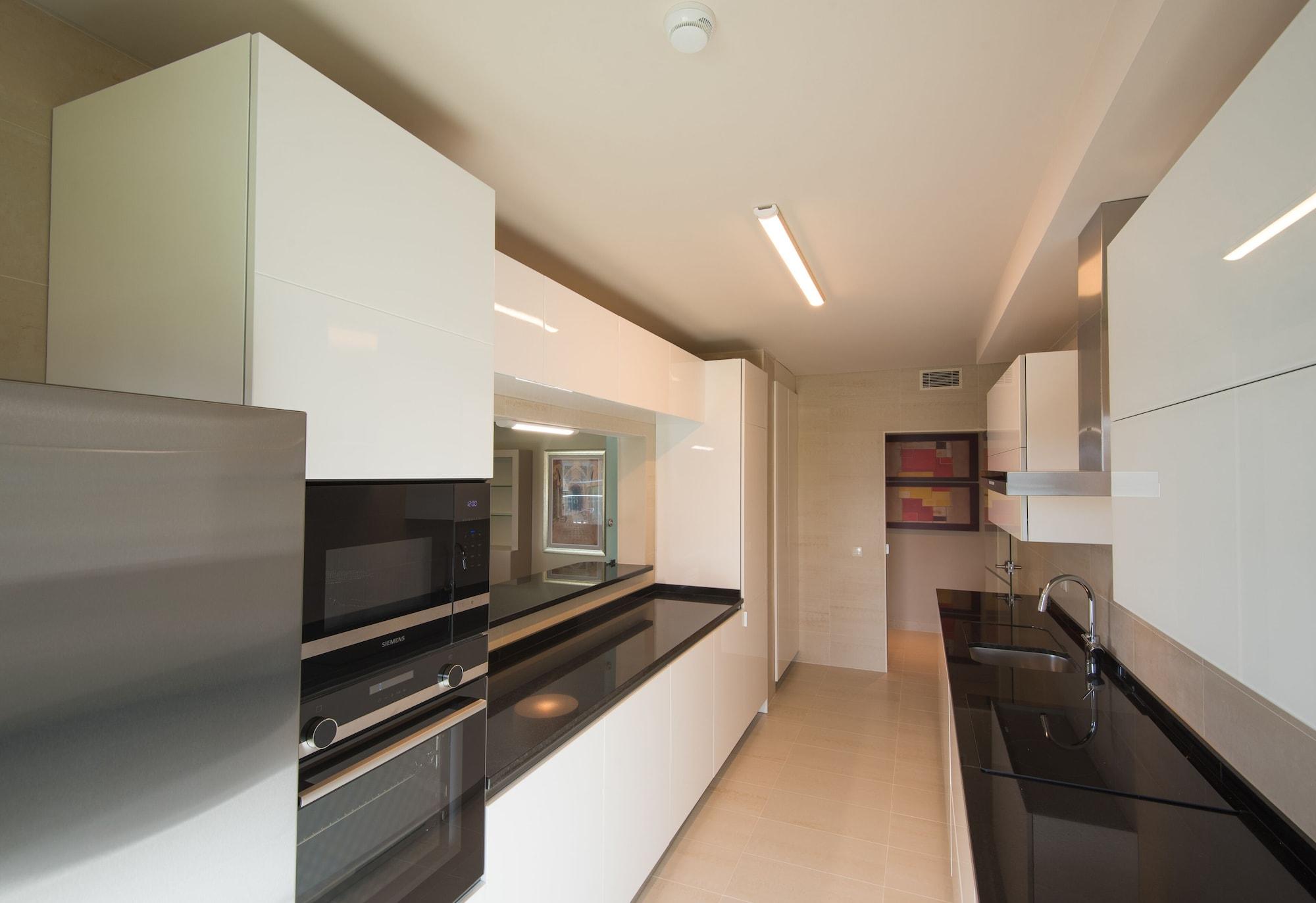 ヴィラ ガーレ シントラ エクステリア 写真 A modern kitchen